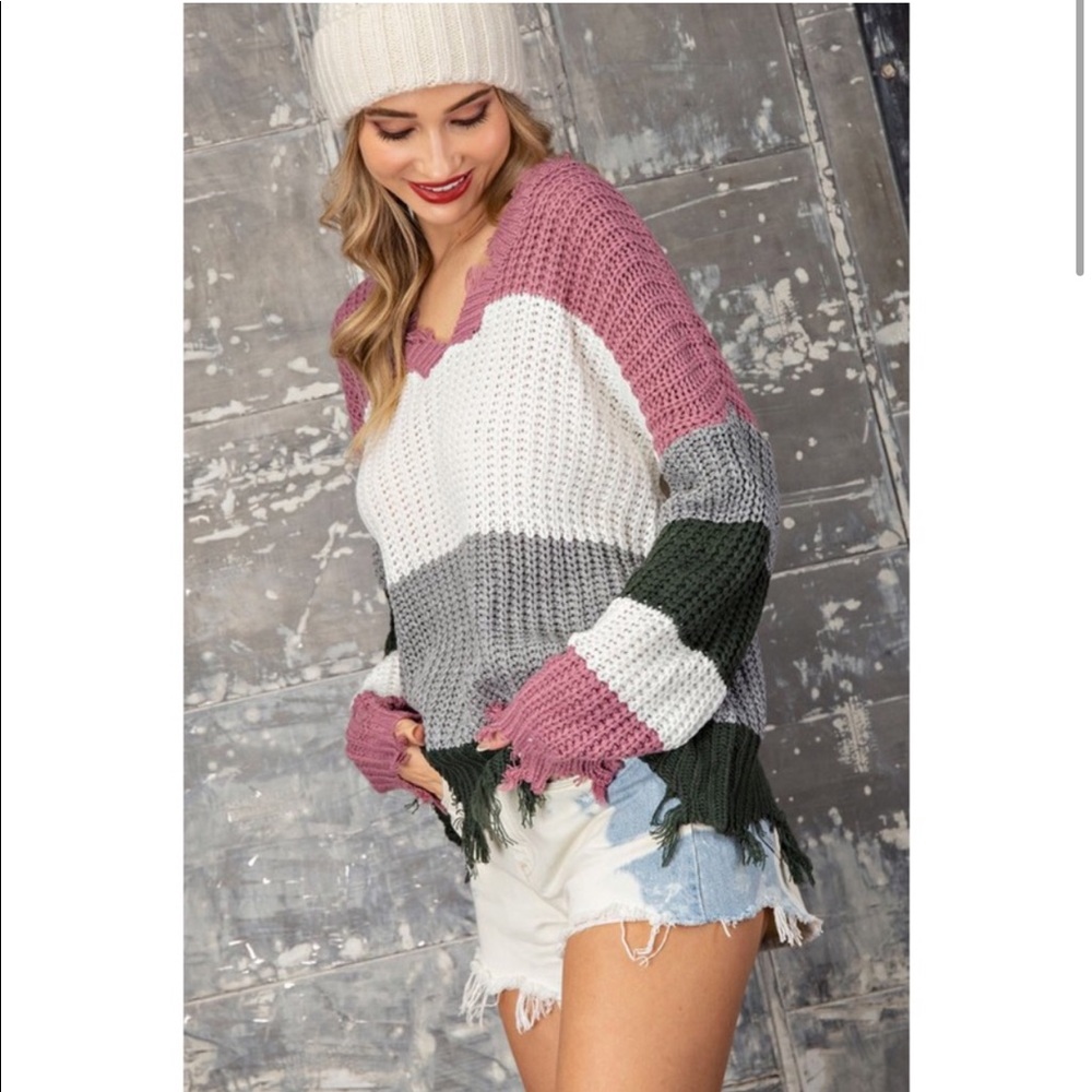 Off-Shoulder Deep V-Neck Distressed Sweater - Picture 4 of 4
